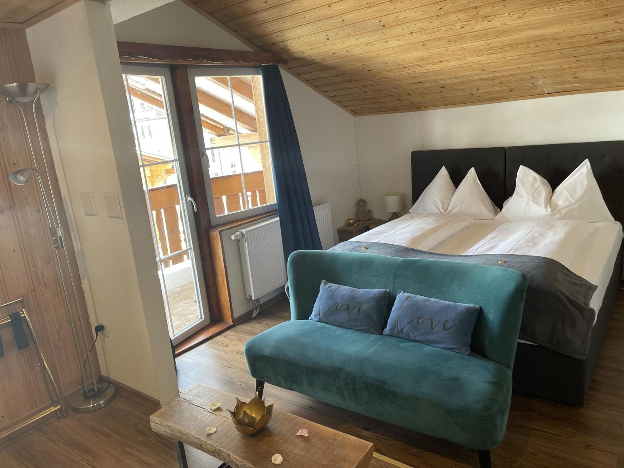 Chalet Hotel Adler Ag Kandersteg Exterior photo