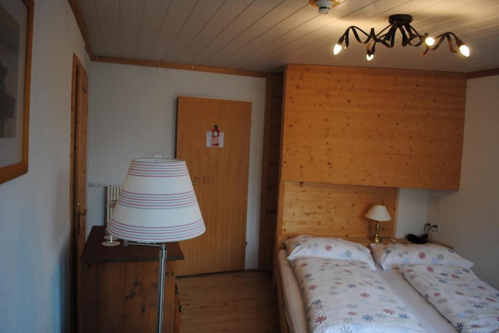 Chalet Hotel Adler Ag Kandersteg Room photo