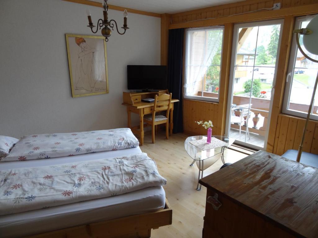 Chalet Hotel Adler Ag Kandersteg Room photo