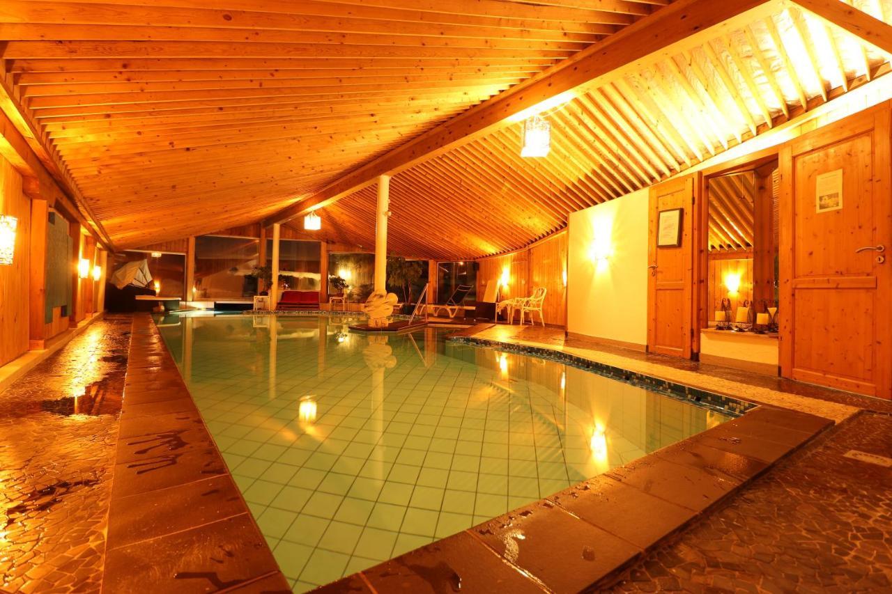 Chalet Hotel Adler Ag Kandersteg Exterior photo